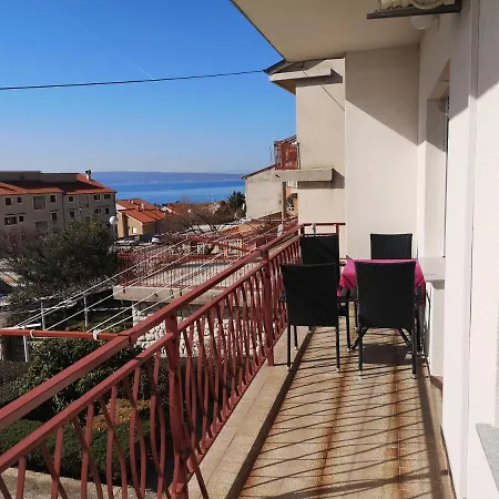 With A Parking Space - 19057 Apartment Novi Vinodolski